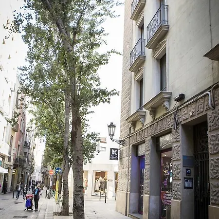 Bcngotic 42 Apartman